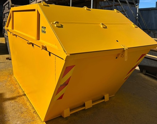 Enclosed skip steel - steel,