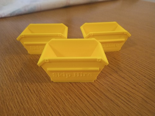 Gauge rubbish skips - o, 1:43