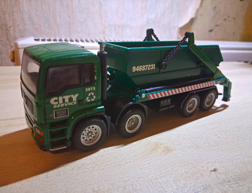 City service green diecast - service,