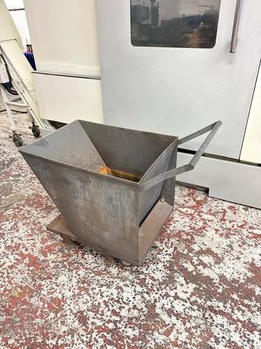 Tipping skip 249 - tipping, vat