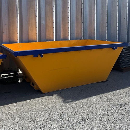 New steel skips 6 - 6, yard